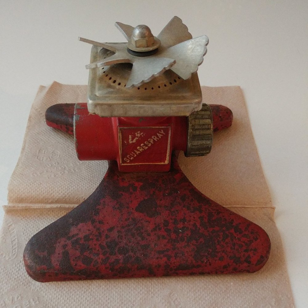 Vintage S Q U A R E S P R A Y Lawn Sprinkler
